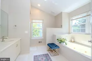 60 Balboa Ln, Franklin Township, NJ 08823 - Photo 26