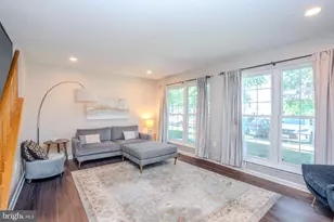 60 Balboa Ln, Franklin Township, NJ 08823 - Photo 6