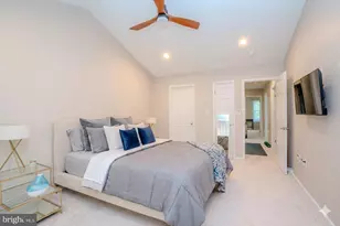 60 Balboa Ln, Franklin Township, NJ 08823 - Photo 36