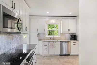 [Address not provided], Montgomery Township, NJ 08558 - Photo 8