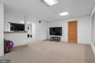17 Burniston Ct, Hillsborough Township, NJ 08844 - Photo 38