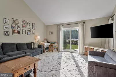 40 Roxbury Court #A, Princeton, NJ 08540 - Photo 4