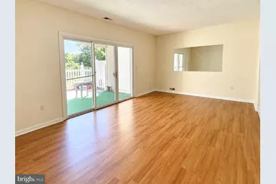 45 Townsend Court, Franklin Park, NJ 08823 - Photo 12