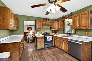 115 Fairview Dr, Branchburg, NJ 08853 - Photo 12