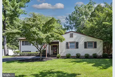 21 Heinrich Road, Franklin Township, NJ 08873 - Photo 2