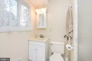 21 Heinrich Rd, Franklin Township, NJ 08873 - Photo 22