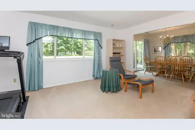 21 Heinrich Road, Franklin Township, NJ 08873 - Photo 18