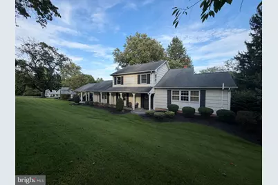 31 Montgomery Avenue, Rocky Hill, NJ 08553 - Photo 2