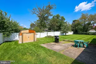 10 Carol Ct, Franklin Township, NJ 08873 - Photo 28