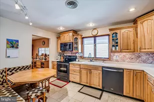 606 Knopf St, Linden, NJ 07036 - Photo 16
