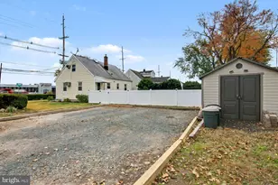 144 N Michigan Ave, Kenilworth, NJ 07033 - Photo 24