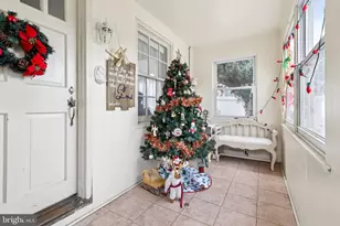 376 Hollywood Ave, Hillside, NJ 07205 - Photo 2