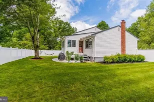 938 Cushing Pl, Plainfield, NJ 07062 - Photo 8