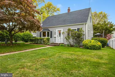 775 W Inman Avenue, Rahway, NJ 07065 - Photo 1