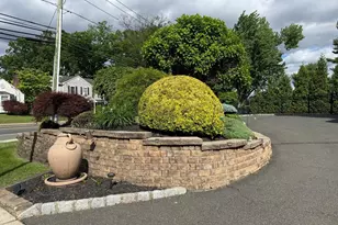 1 Hartman Ct, Clark, NJ 07066 - Photo 86
