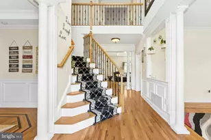 1 Hartman Ct, Clark, NJ 07066 - Photo 6