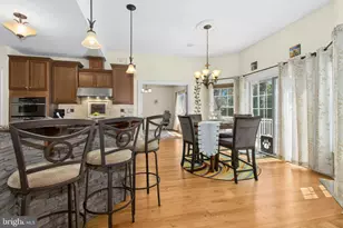 1 Hartman Ct, Clark, NJ 07066 - Photo 14