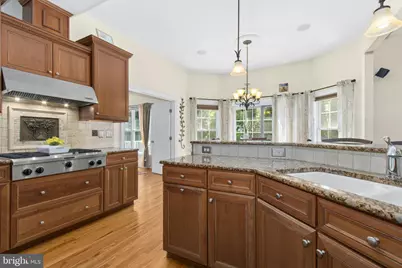 1 Hartman Court, Clark, NJ 07066 - Photo 16
