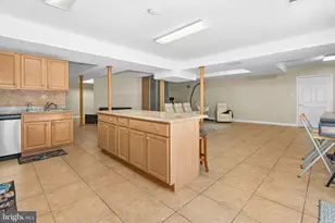 1 Hartman Ct, Clark, NJ 07066 - Photo 60