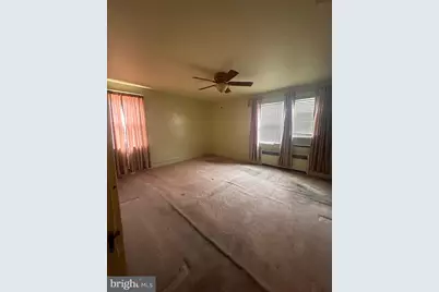 702 Sheridan Avenue, Roselle, NJ 07203 - Photo 6
