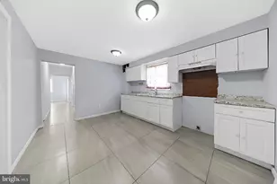 313 Livingston St, Elizabethport, NJ 07206 - Photo 4