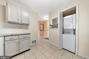 1190 W St Georges Ave, Linden, NJ 07036 - Photo 16