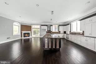 69 Summit Rd, Elizabeth, NJ 07208 - Photo 16