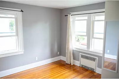 40 E Lincoln Avenue, Roselle Park, NJ 07204 - Photo 14