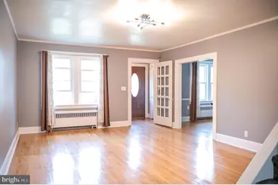 40 E Lincoln Avenue, Roselle Park, NJ 07204 - Photo 2