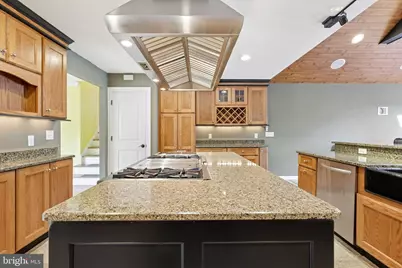 1526 N Stiles Street, Linden, NJ 07036 - Photo 18
