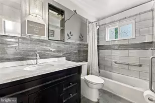 305 McLean Pl, Hillside, NJ 07205 - Photo 14