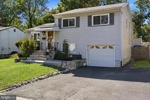 305 McLean Pl, Hillside, NJ 07205 - Photo 2