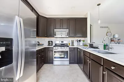 316 Hamilton Dr, Greenwich Township, NJ 08886 - Photo 6