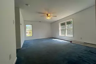23 Elm St, Oxford Township, NJ 07863 - Photo 10