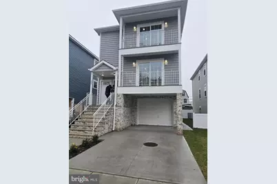 135 N 15th St, East Orange, NJ 07017 - Photo 1