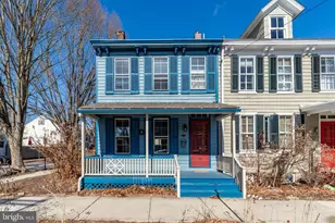 34 Buttonwood St, Lambertville, NJ 08530 - Photo 1