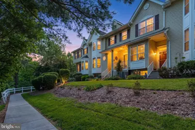 18 Kentworth Court, Flemington, NJ 08822 - Photo 1