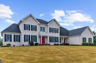 10 Claridge Ln, Flemington, NJ 08822 - Photo 1