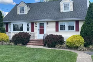 212 Nancy Ln, Ewing Township, NJ 08638 - Photo 1