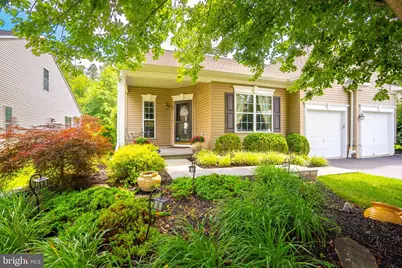32 Buckingham Drive, Pennington, NJ 08534 - Photo 1