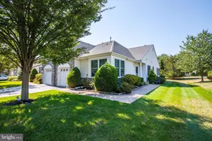 14 Locust Hill Blvd, Hamilton Township, NJ 08691 - Photo 1