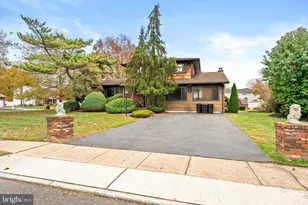 87 Limewood Dr, Hamilton Township, NJ 08690 - Photo 1