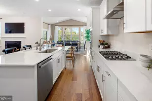 16 John Vanzandt Way, Titusville, NJ 08560 - Photo 1