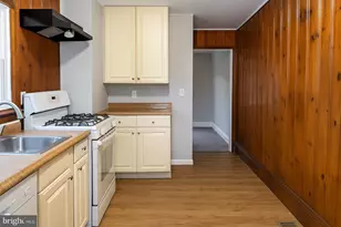 112 Old Rose St, Trenton, NJ 08618 - Photo 2