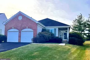 8 Manley Rd, Pennington, NJ 08534 - Photo 1