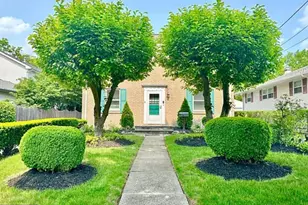 41 Harris Rd, Princeton, NJ 08540 - Photo 1