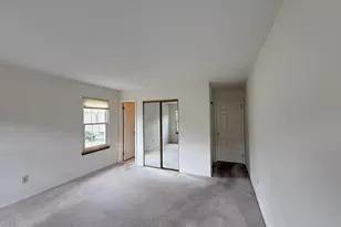 21 Pioneer Ct, Ewing Township, NJ 08628 - Photo 12