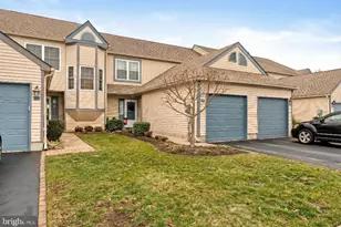 8 Laurel Ct, Hamilton Township, NJ 08690 - Photo 1