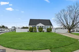 129 Gary Dr, Hamilton Township, NJ 08690 - Photo 1