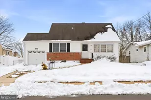 29 Rolling Ln, Hamilton Township, NJ 08690 - Photo 1